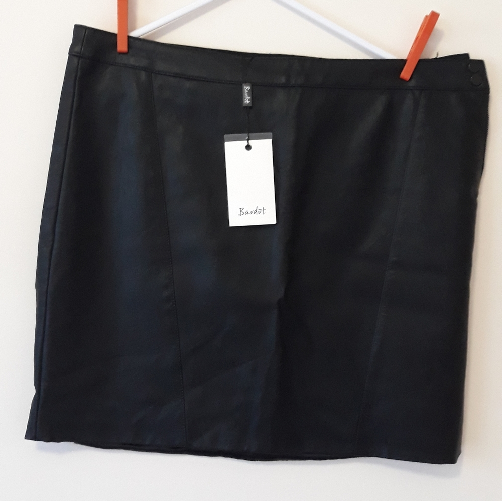 BARDOT ALESSIA BLACK VEGAN LEATHER SKIRT - Picture 4 of 11